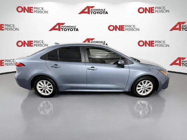 Certified Used 2022  Toyota LE image 9