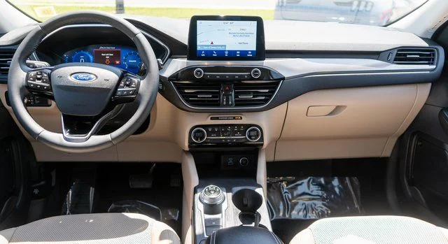 Used 2021 Blue Ford Titanium image 14