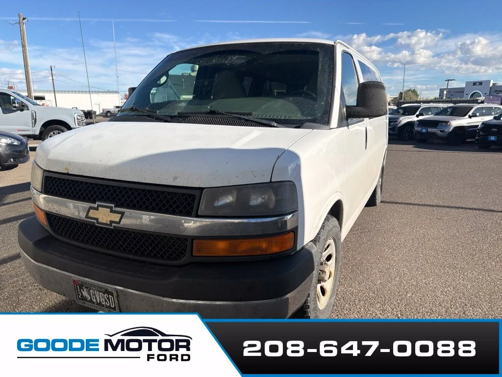 Used 2014 Summit White Chevrolet LT image 11