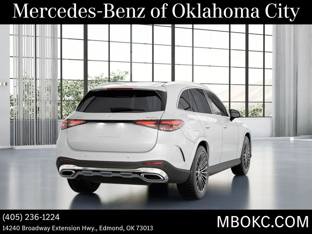 New 2026 MANUFAKTUR Moonlight White Metallic Mercedes-Benz GLC 300 image 24