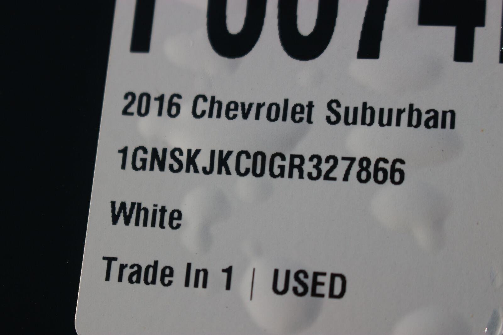 Used 2016 IRIDESCENT PEARL TRICOAT Chevrolet LTZ image 47