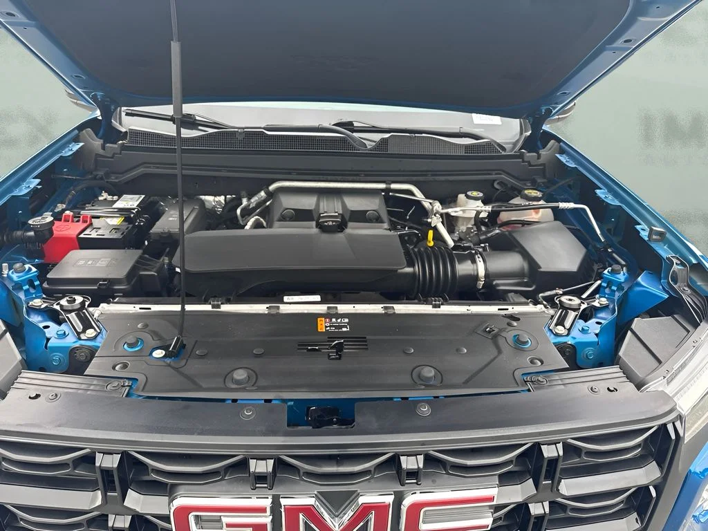 Used 2024 Blue GMC Elevation image 19