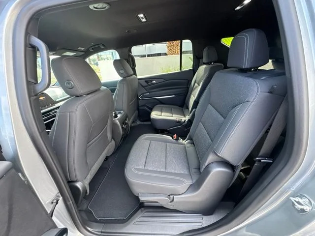 New 2027 Gray Chevrolet LT image 18