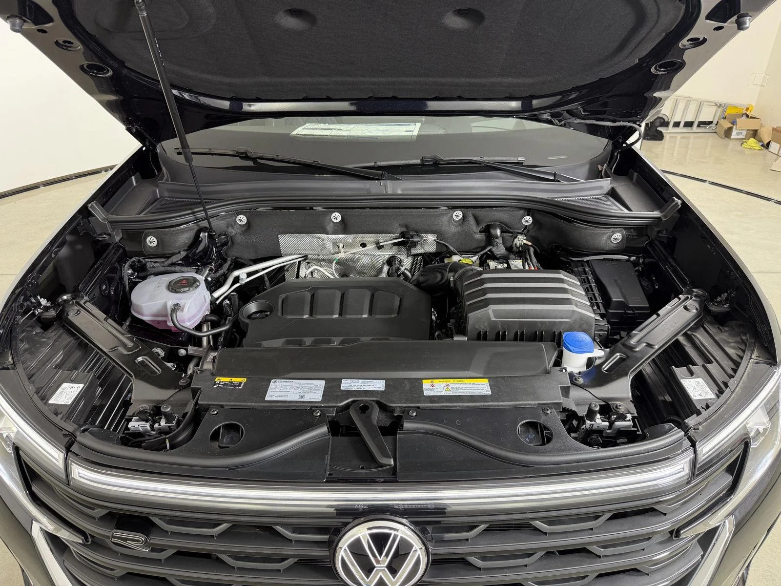 New 2026 Deep Black Pearl Volkswagen 2.0T SEL Premium R-Line image 12