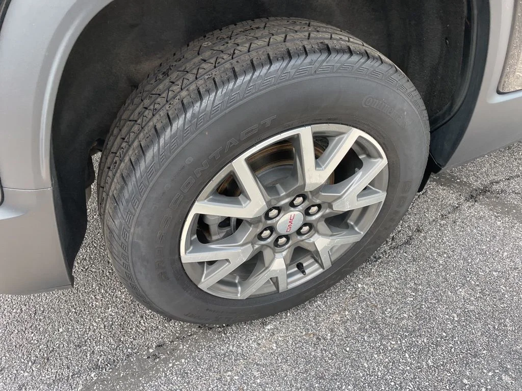 Used 2023 Black GMC SLE image 11