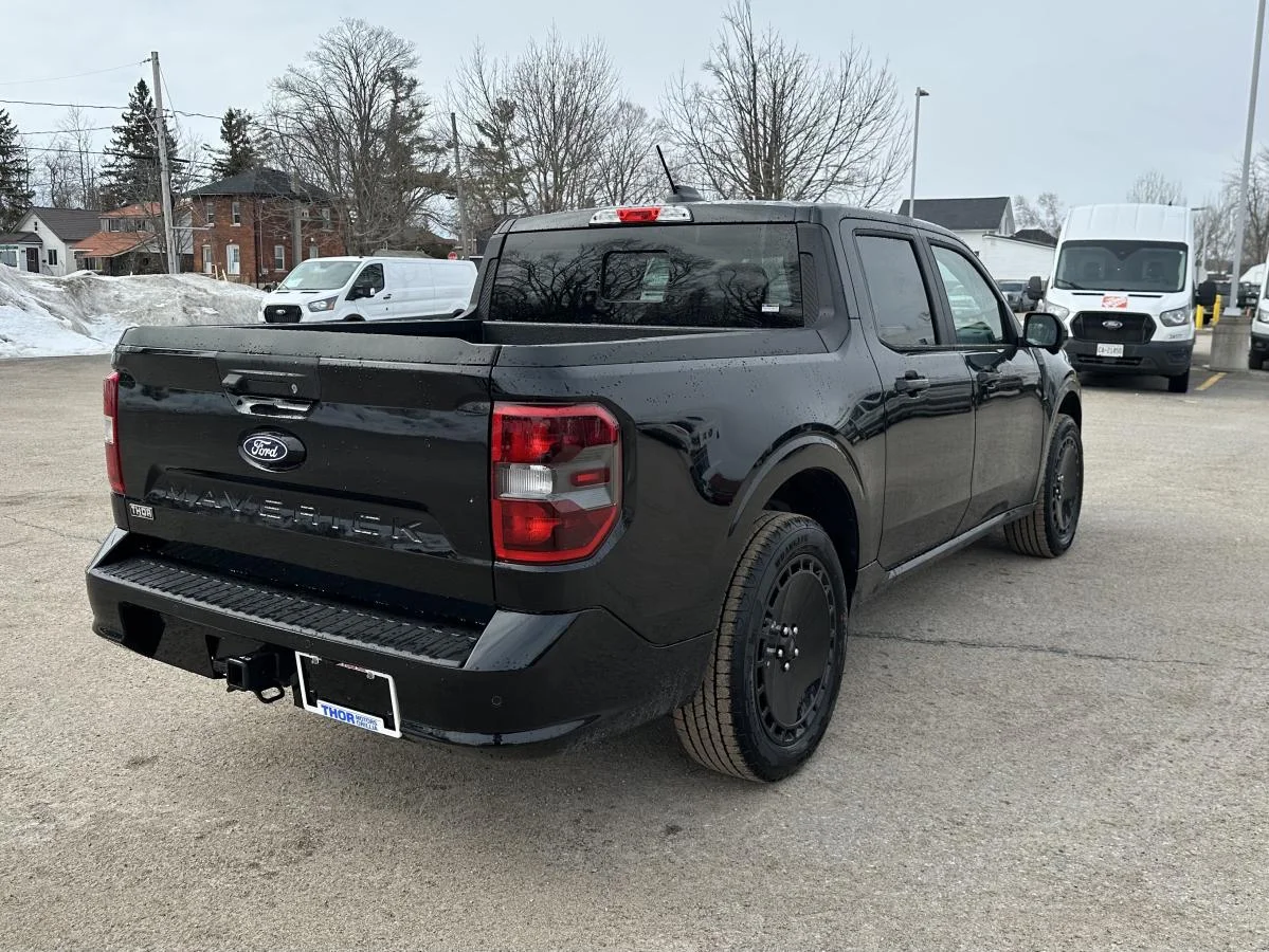 Used 2026 Black Ford Lobo High image 5