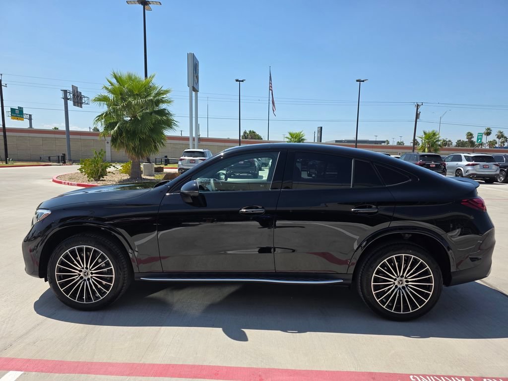 New 2027 Black Mercedes-Benz GLC 300 image 33