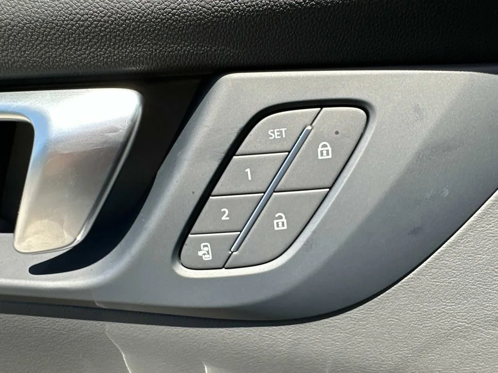2025 Buick Enclave Sport Touring - Photo 21