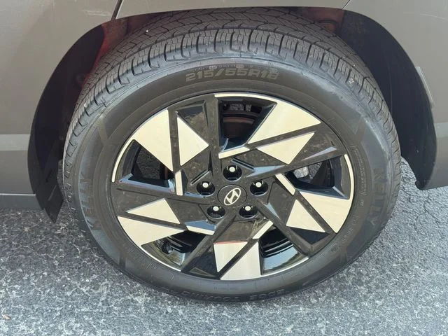 Certified Used 2024 Red Hyundai SEL image 11