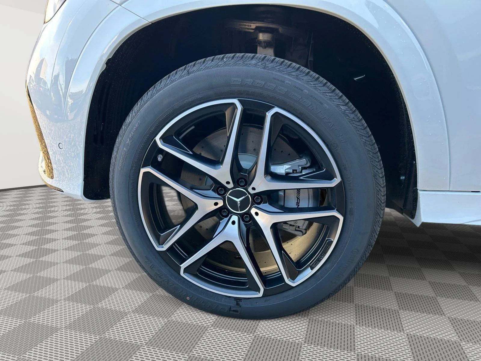 New 2026 Polar White Mercedes-Benz AMG® GLE 53 4MATIC+ Coupe image 9