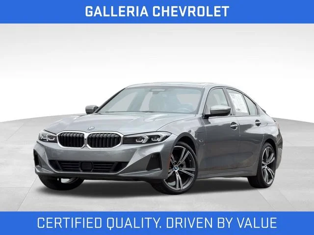 2023 BMW 330e xDrive
