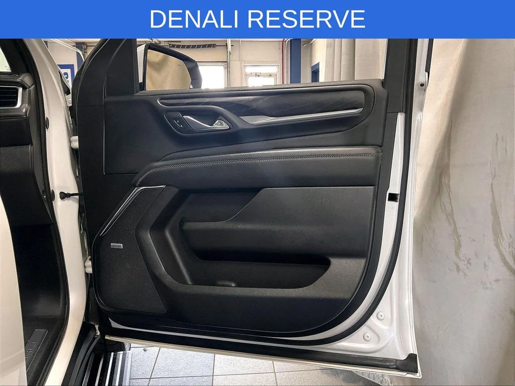 Used 2024 White GMC Denali image 12