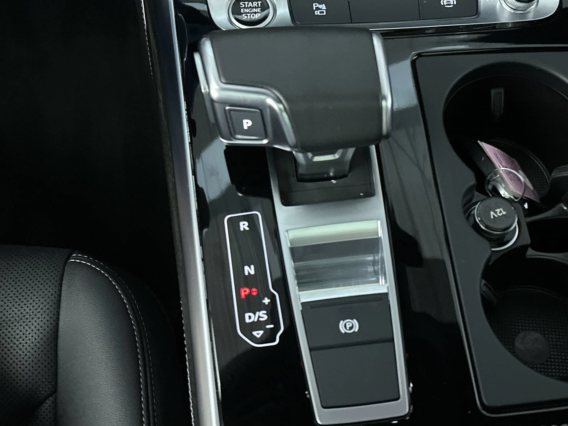 Used 2025 Mythos Black Metallic Audi Premium Plus image 21