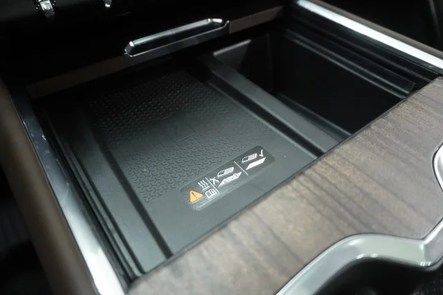 2026 GMC Acadia Denali Ultimate - Photo 34