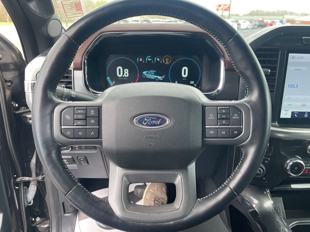 Used 2022 Black Ford Lariat image 30