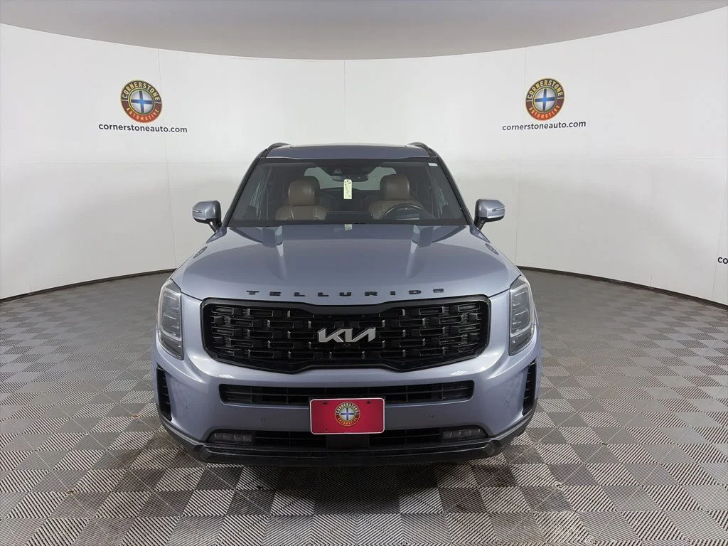 Used 2022 Silver Kia SX image 19
