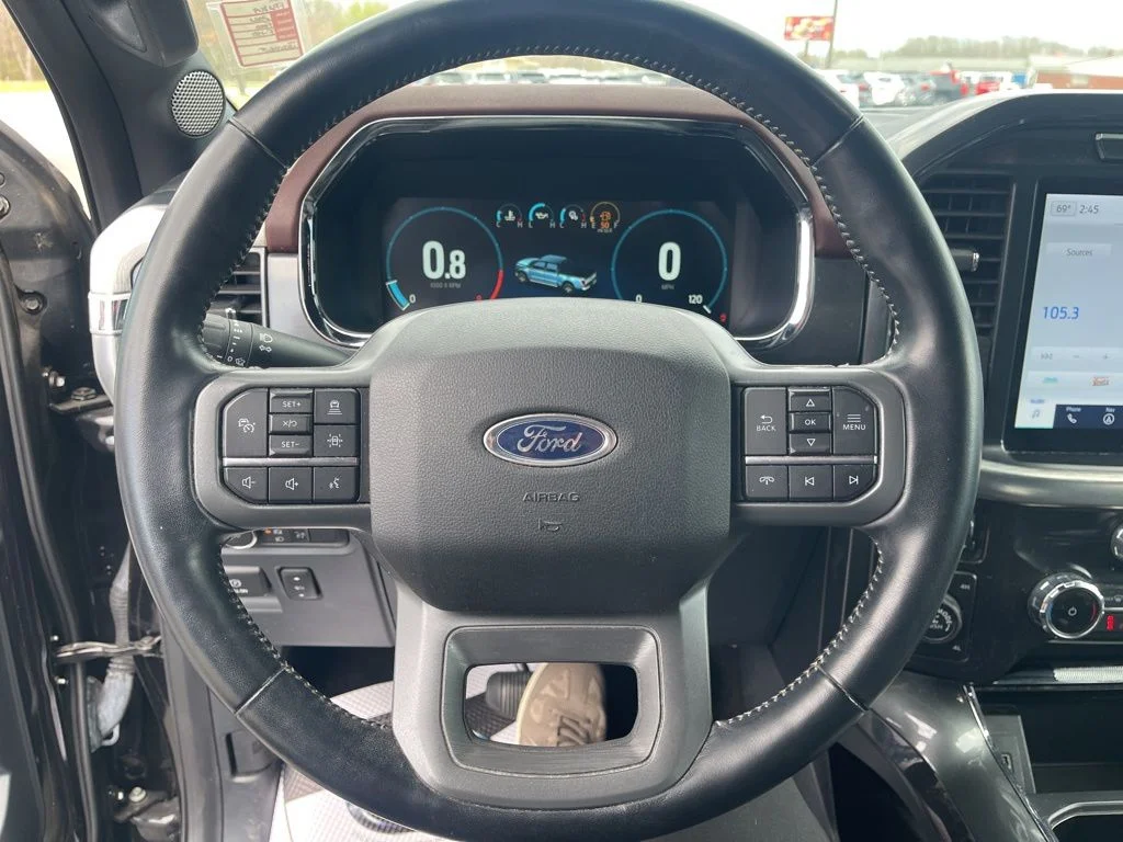 Used 2022 Black Ford Lariat image 30