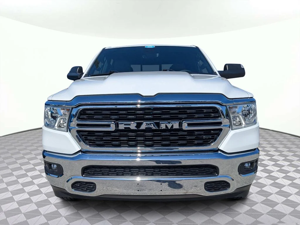 Used 2024 White Ram Big Horn/Lone Star image 6