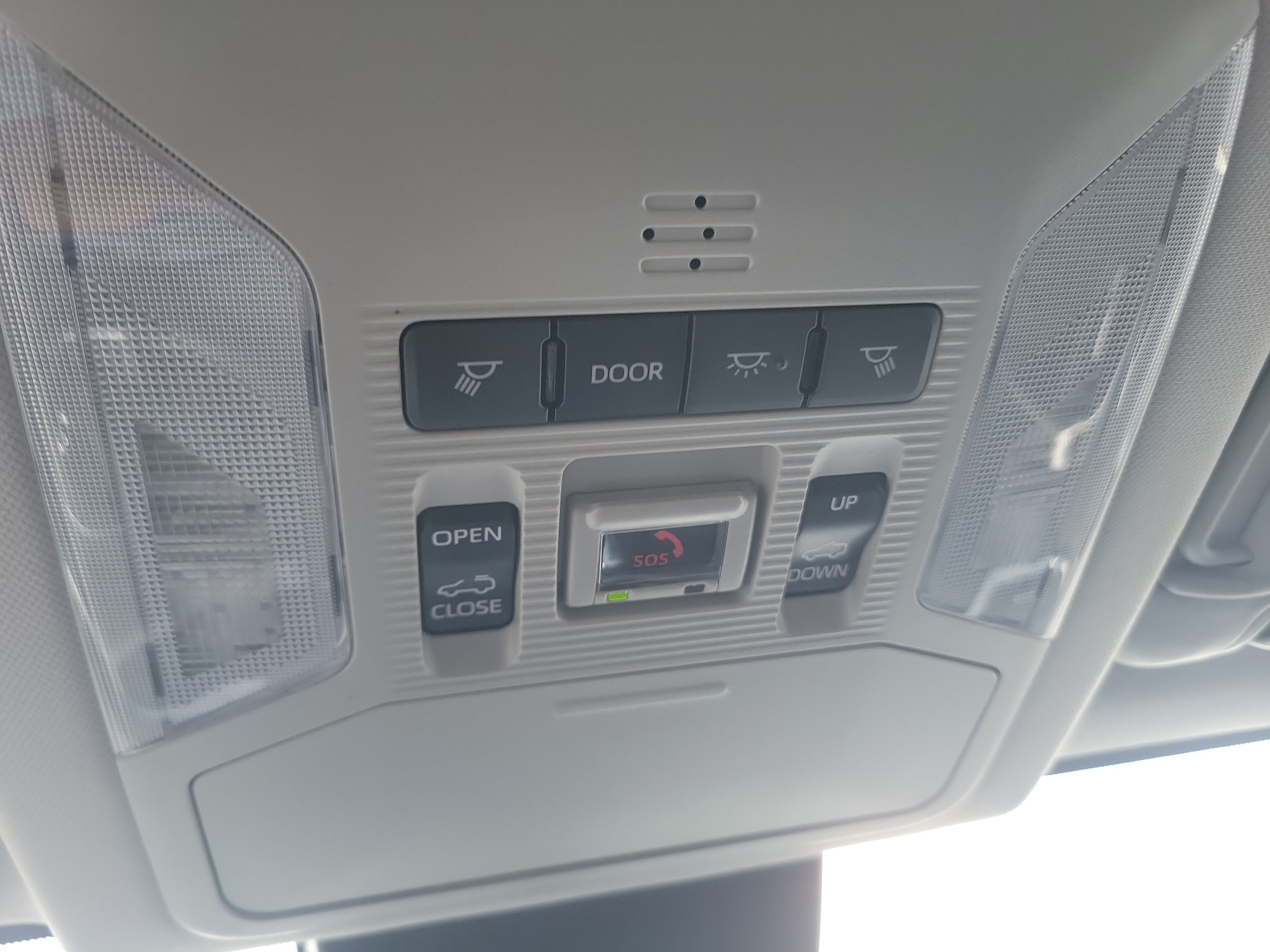 Used 2024 Pearl Toyota XLE Premium image 26