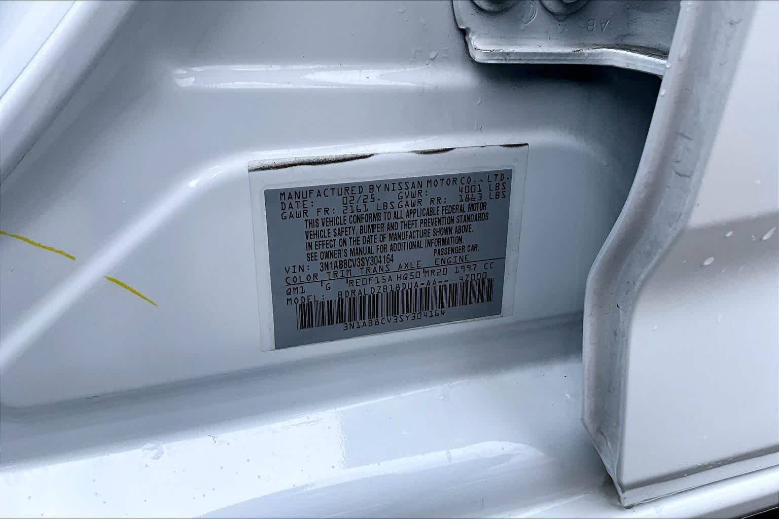 Used 2025 Fresh Powder Nissan SV image 32