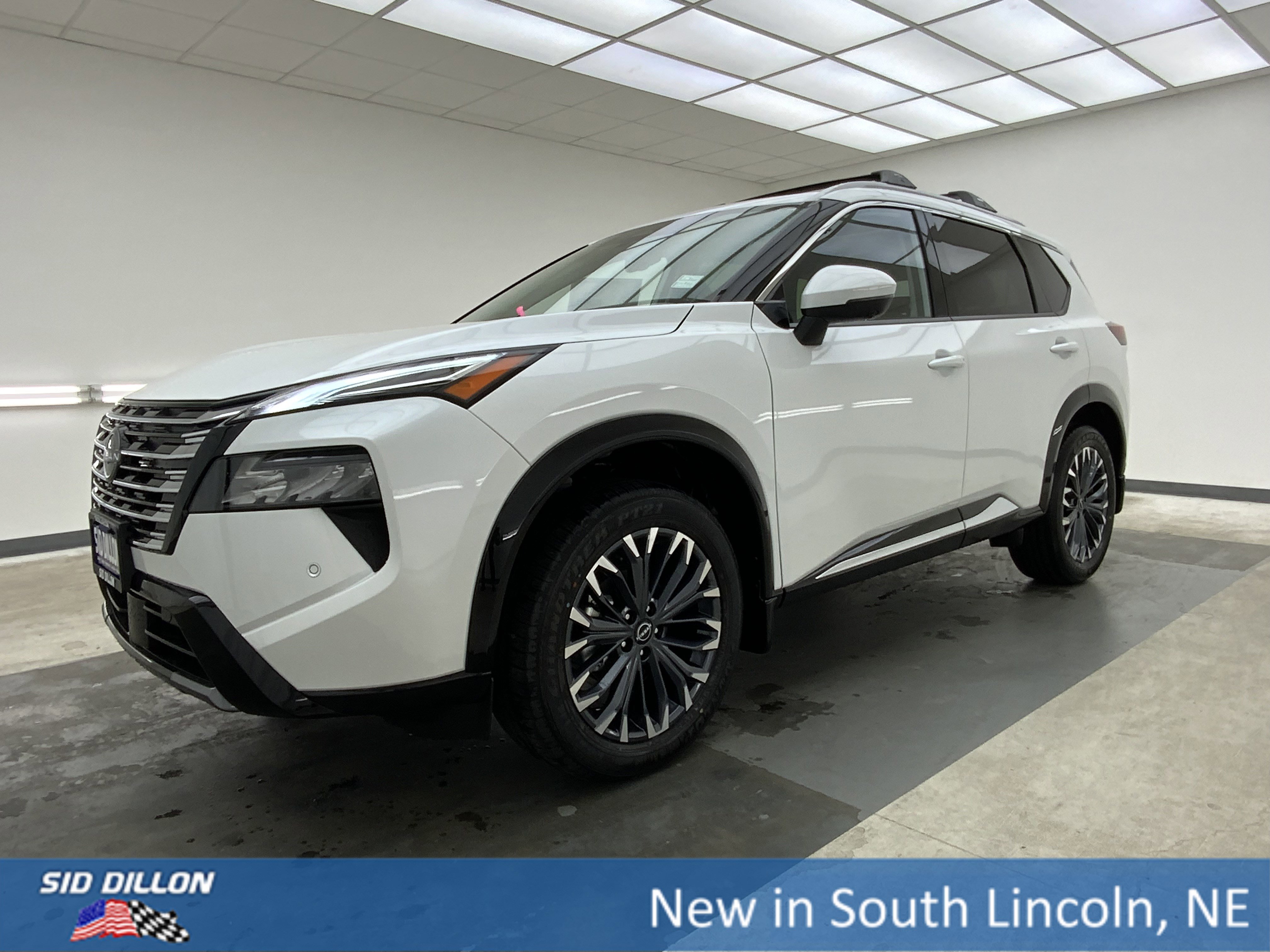 2026 Nissan Rogue Platinum AWD's photo
