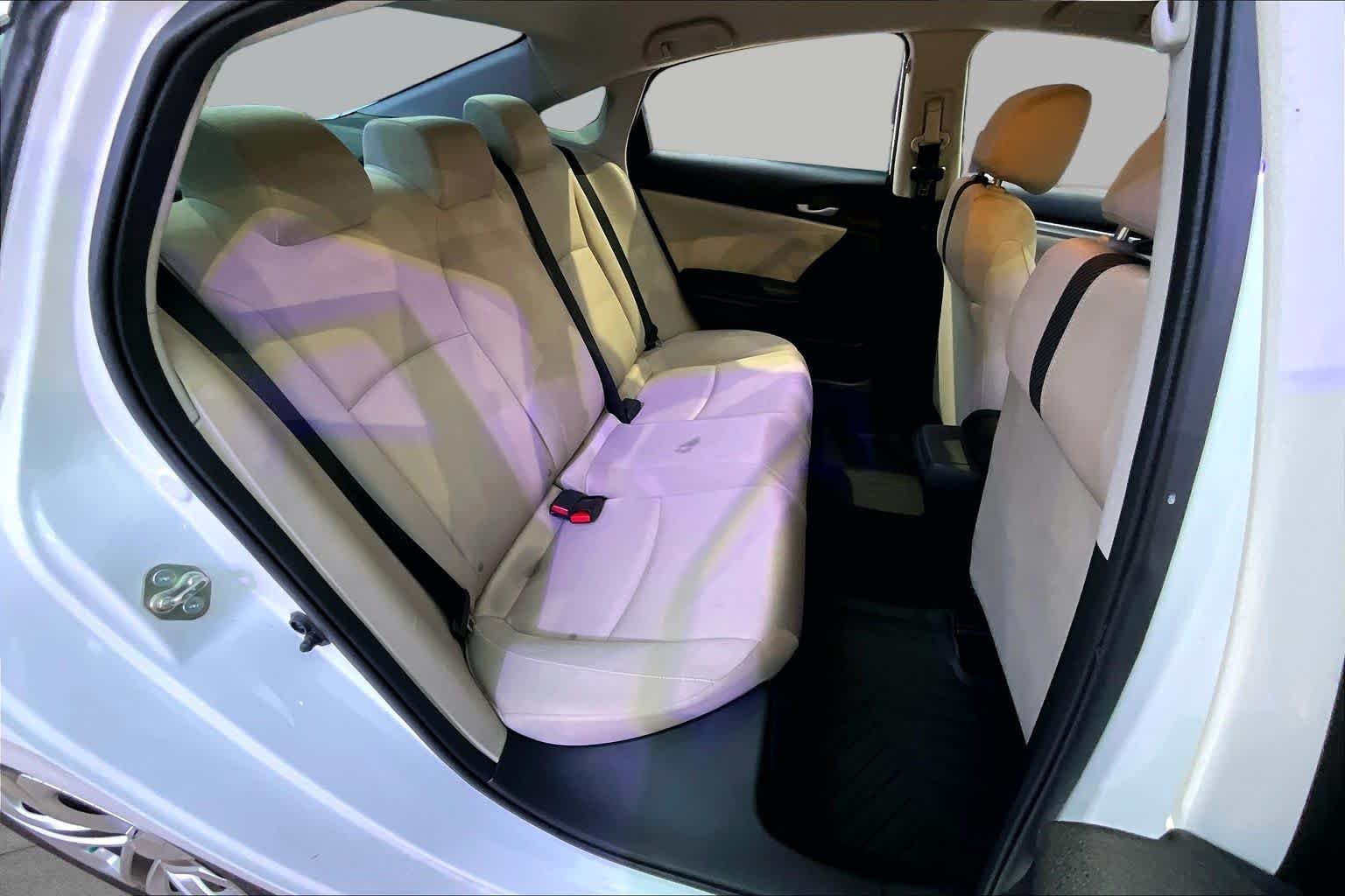 Used 2016 Taffeta White Honda LX image 17
