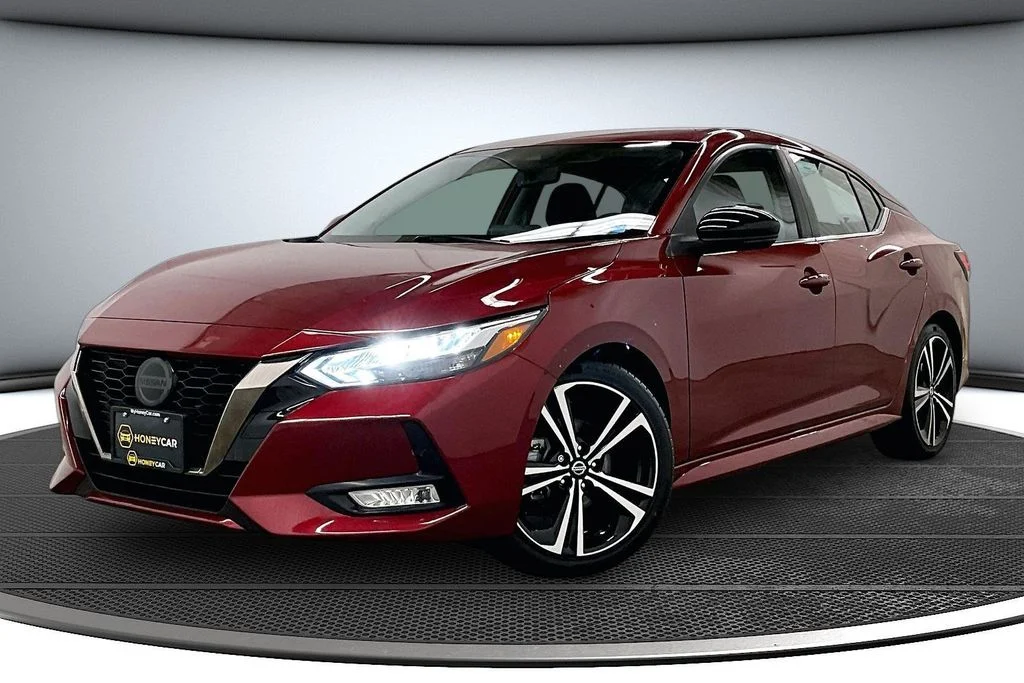 Used 2023 Red Nissan SR image 3