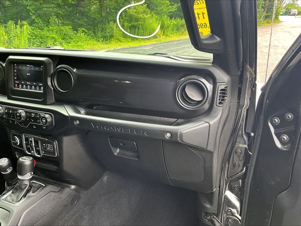 Used 2022 Black Clearcoat Jeep Unlimited Sport Altitude image 13