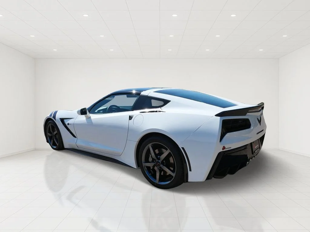 Used 2014 White Chevrolet Base image 4