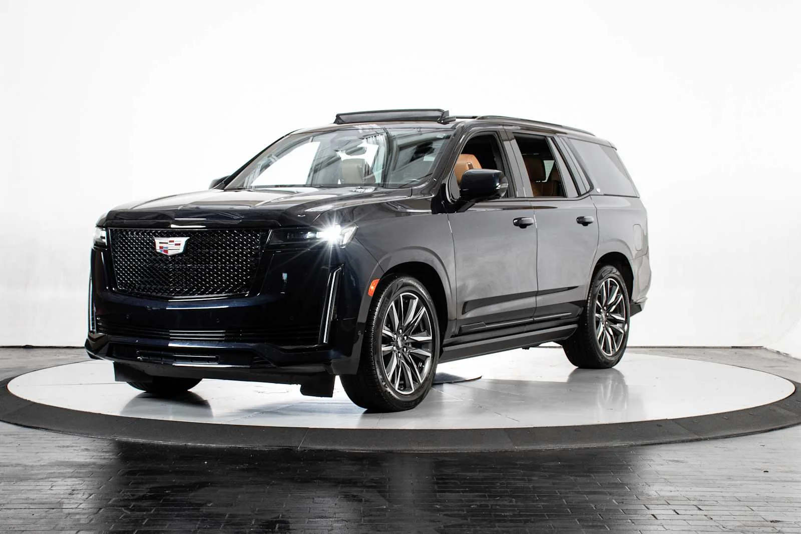 2023 Cadillac Escalade 4WD Sport's photo