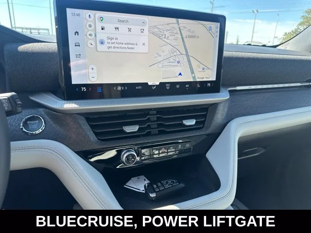 New 2027 Avalanche Gray Ford Platinum™ image 3