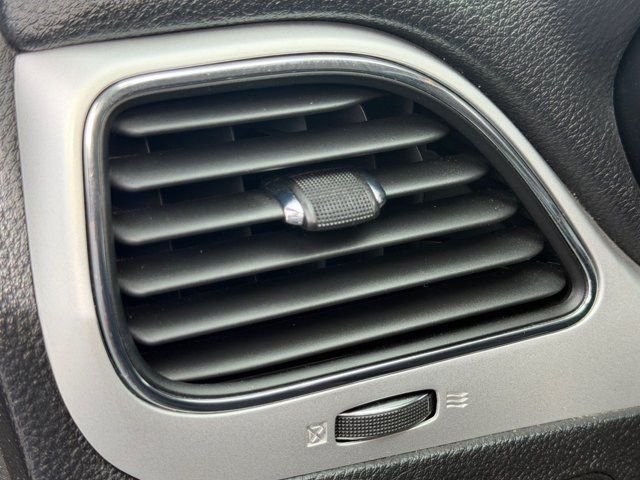 Used 2020 Gray Dodge SE image 34