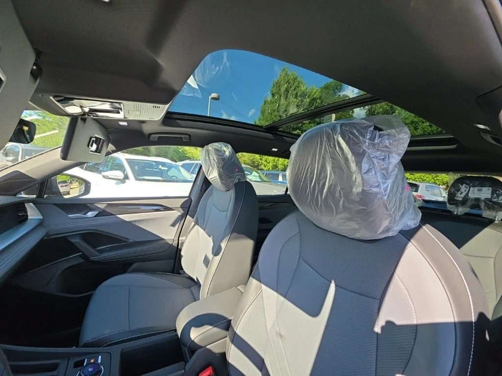 New 2026 Platinum Gray Metallic Volkswagen 2.0T SE R-Line Black image 13