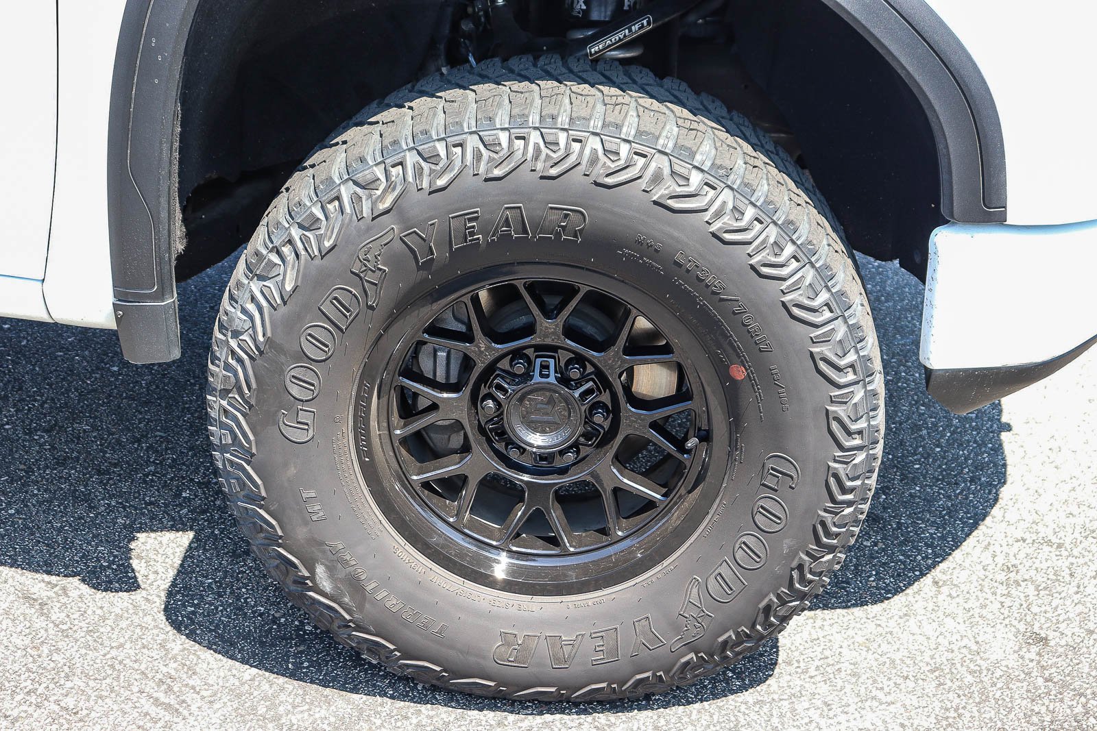 Used 2021 Summit White GMC Elevation image 7
