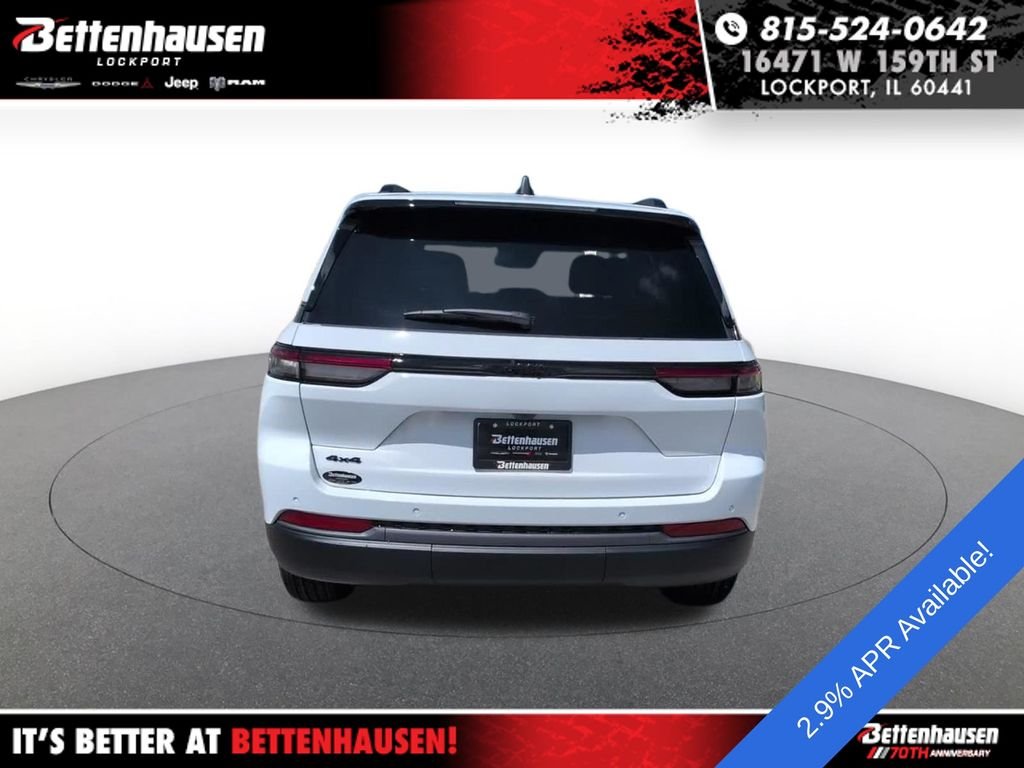 New 2026 White Jeep Altitude image 6
