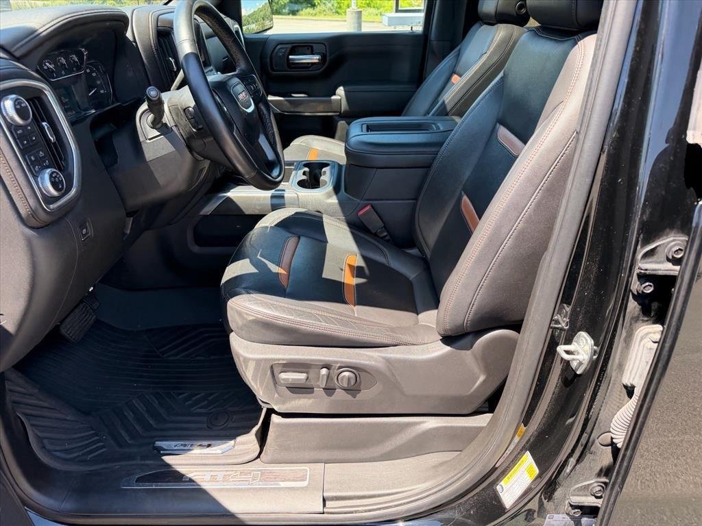 Used 2022 Onyx Black GMC AT4 image 10