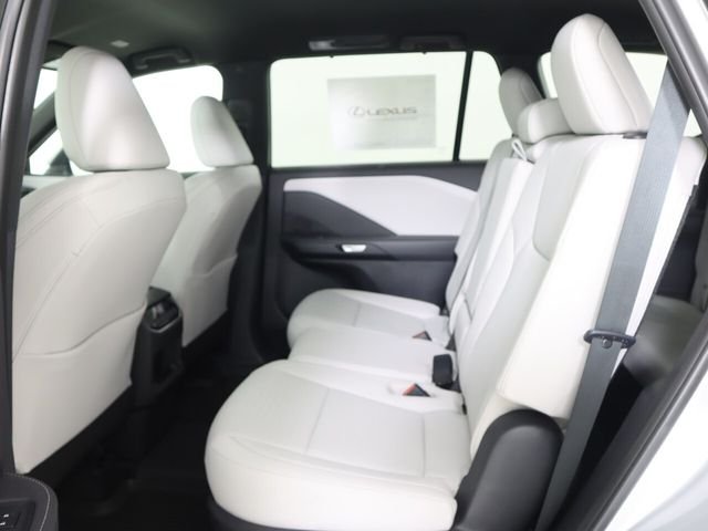 2026 Lexus TX - Photo 15