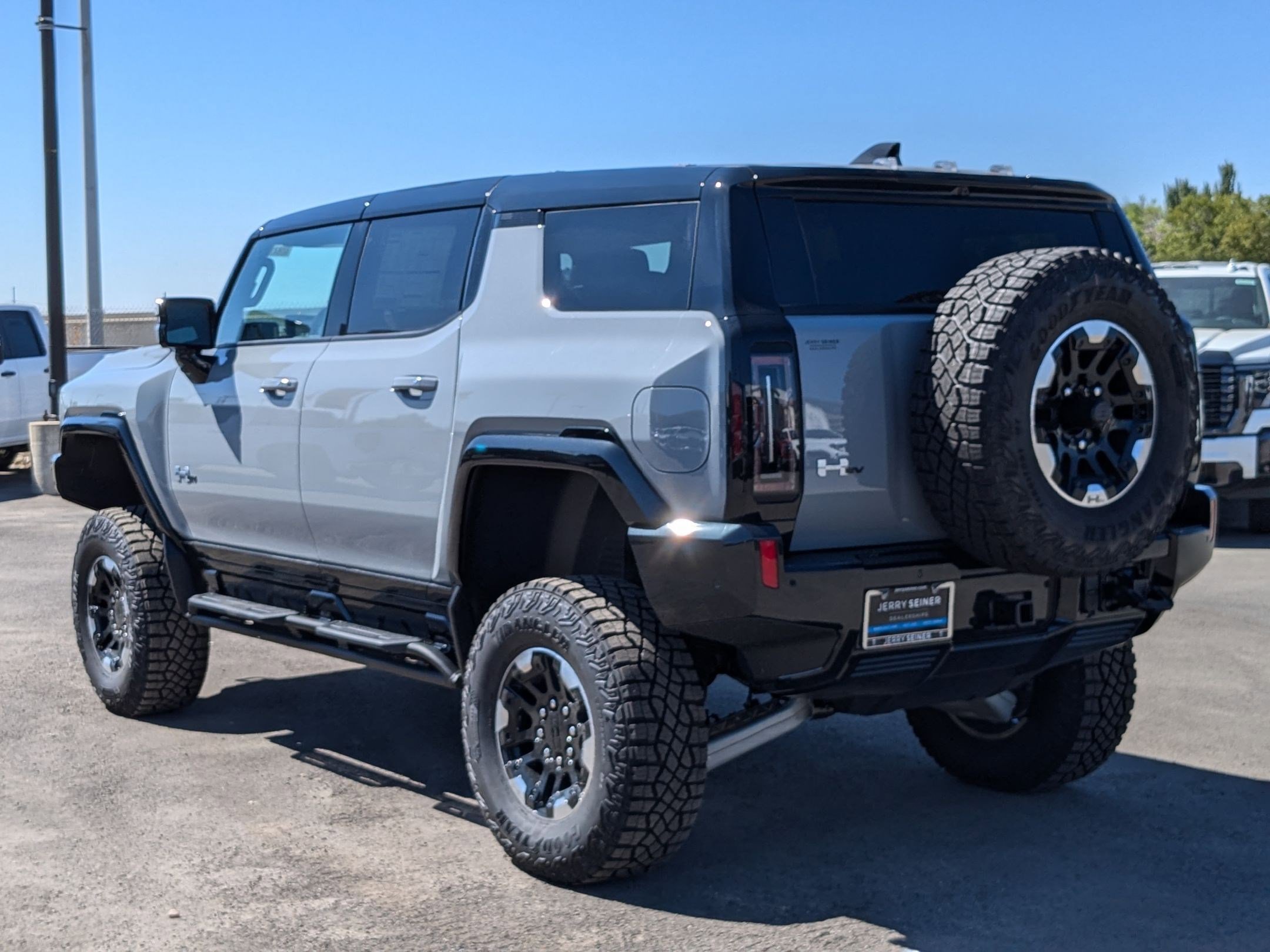 2025 GMC HUMMER EV 3X - Photo 3