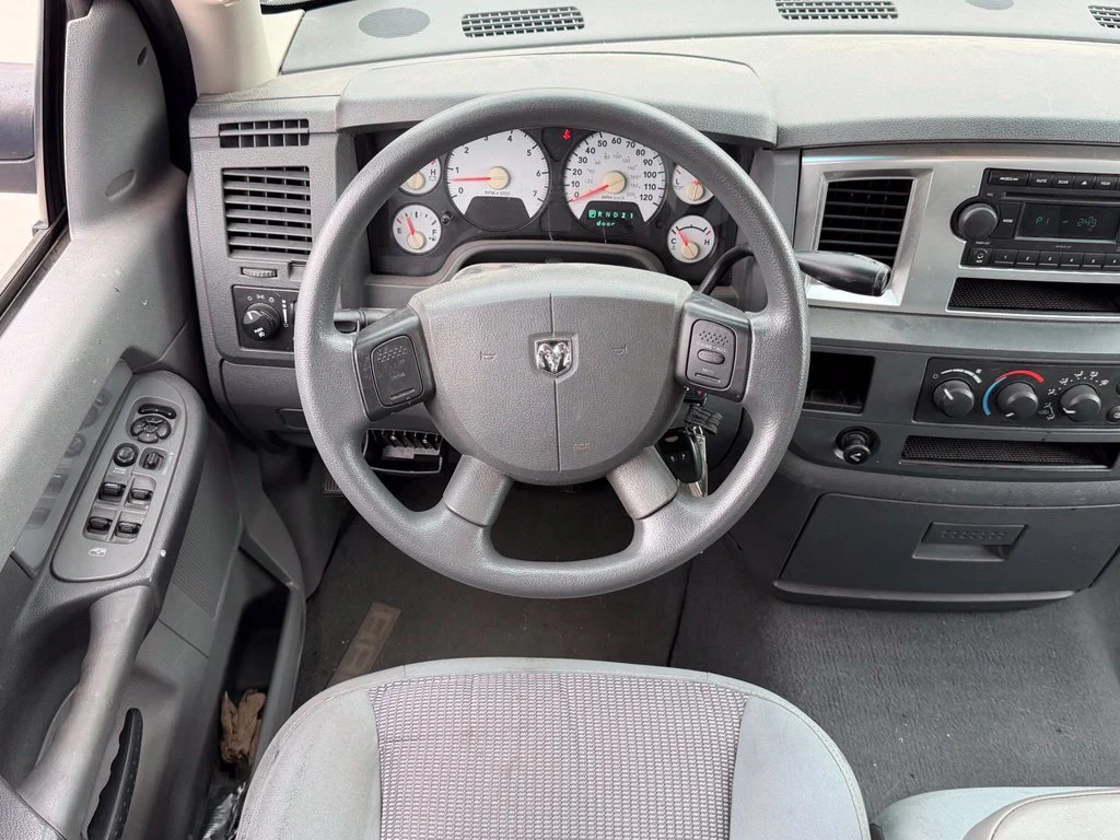 Used 2007 Blue Dodge SLT image 15