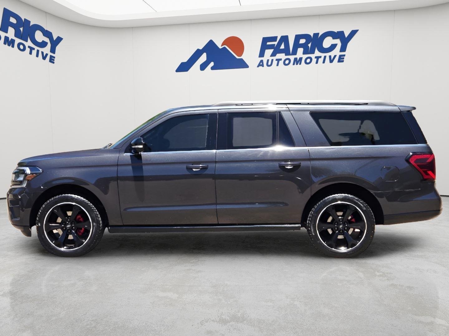 Used 2022 Dark Ford Limited image 4