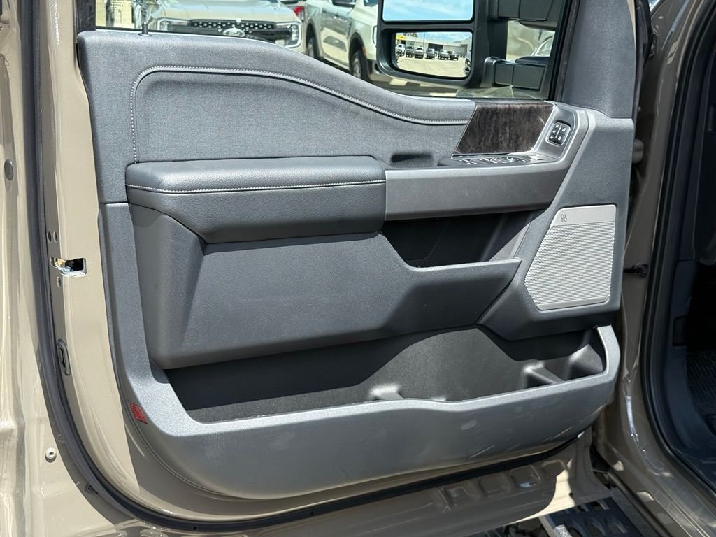 New 2026 Marsh Gray Ford F-250® Lariat® image 15