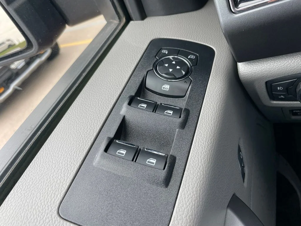 Used 2019 Ruby Red Metallic Ford XLT image 24