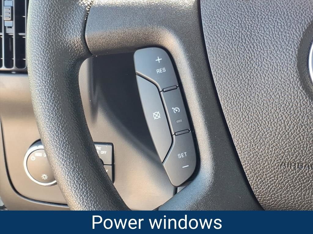 2025 Chevrolet Express Cargo Work Van - Photo 16