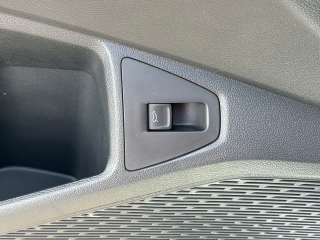New 2026 Pure White Volkswagen 2.0T Autobahn image 21