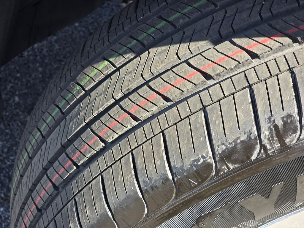 Used 2018 Gray Honda EX-L image 13