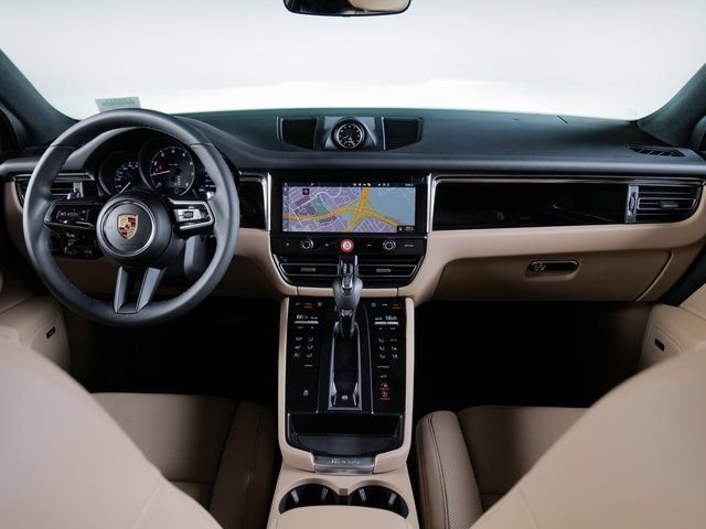 2025 Porsche Macan Base - Photo 12