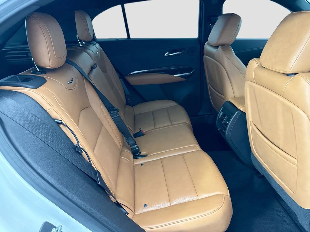 Used 2019 White Cadillac Premium Luxury image 21