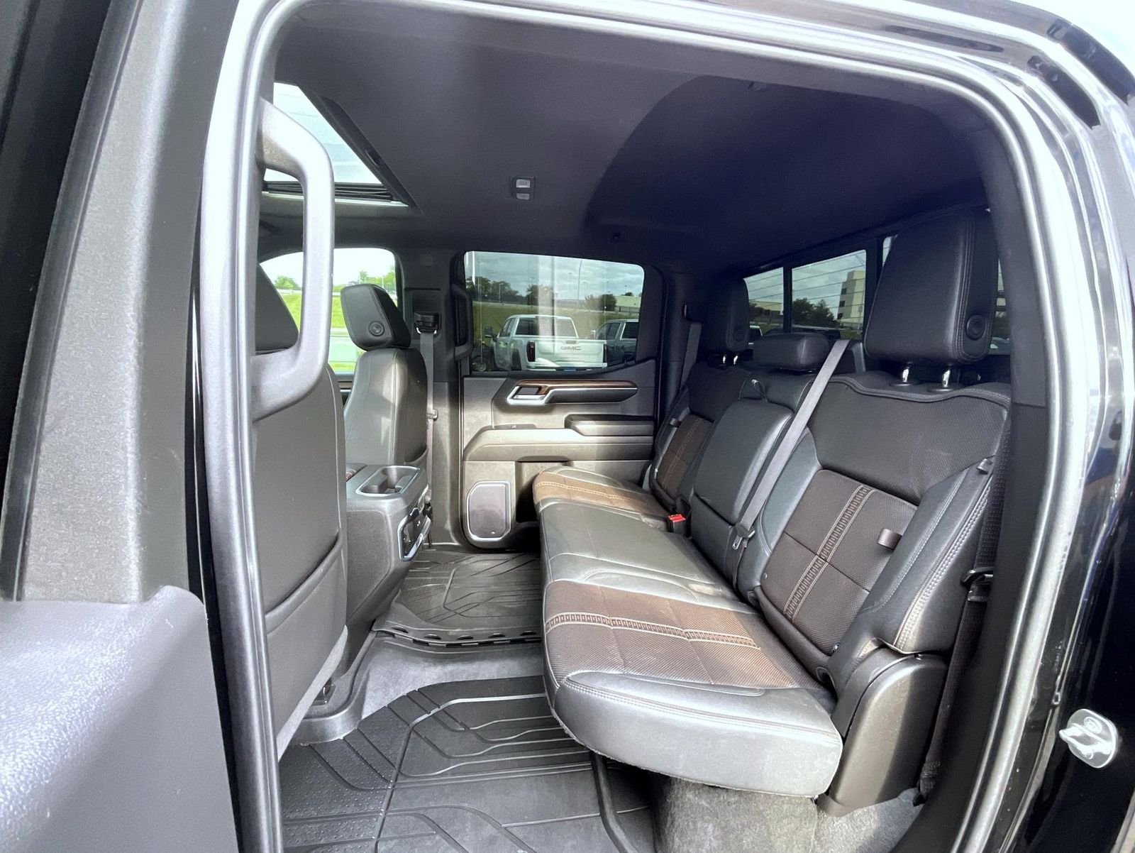 Used 2023 Black Chevrolet High Country image 19