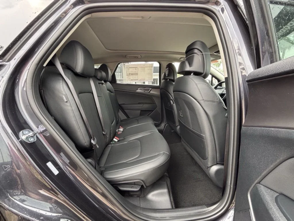 2026 Kia Sportage SX - Photo 19