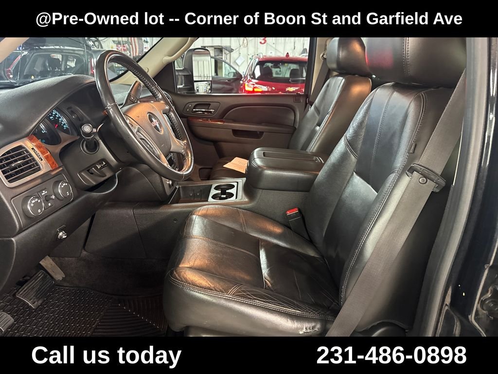 Used 2011 Black GMC SLT 1500 image 14